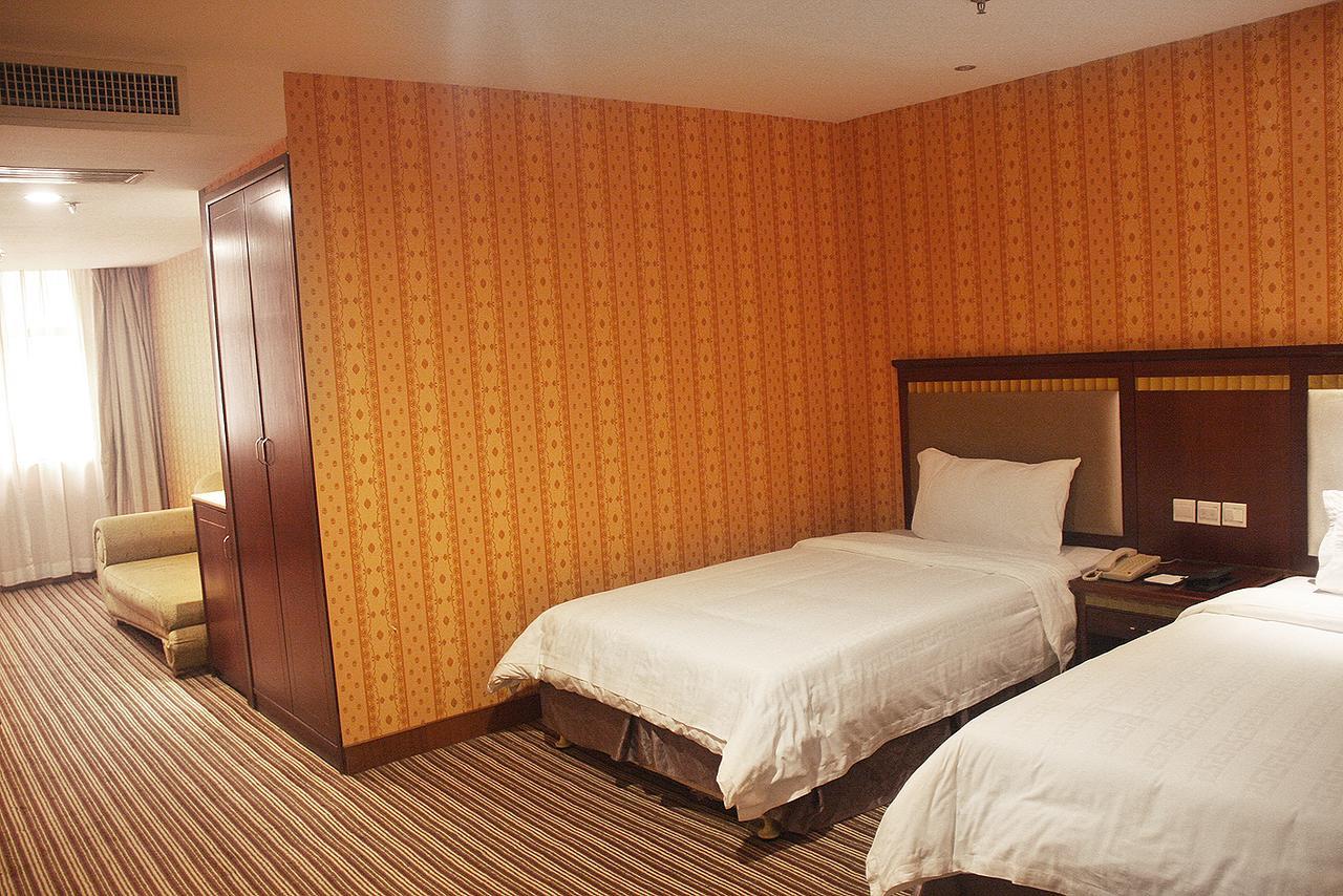 Huizhou Jinhuayue International Hotel Exterior foto